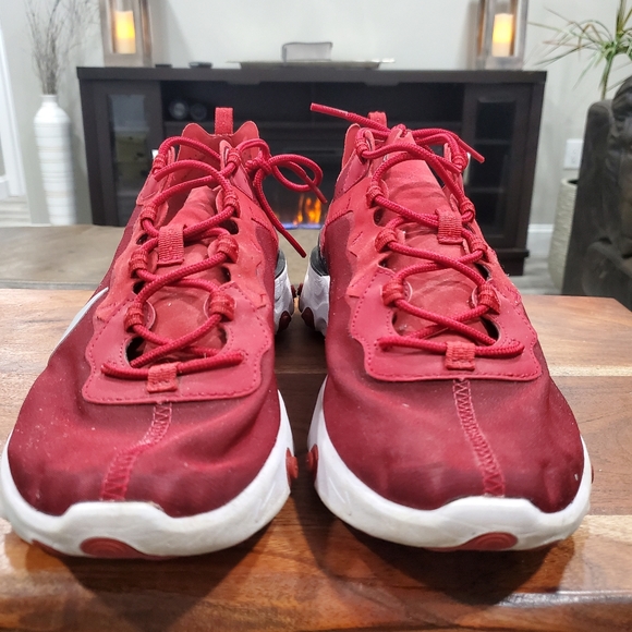 Nike react element - Picture 1 of 4